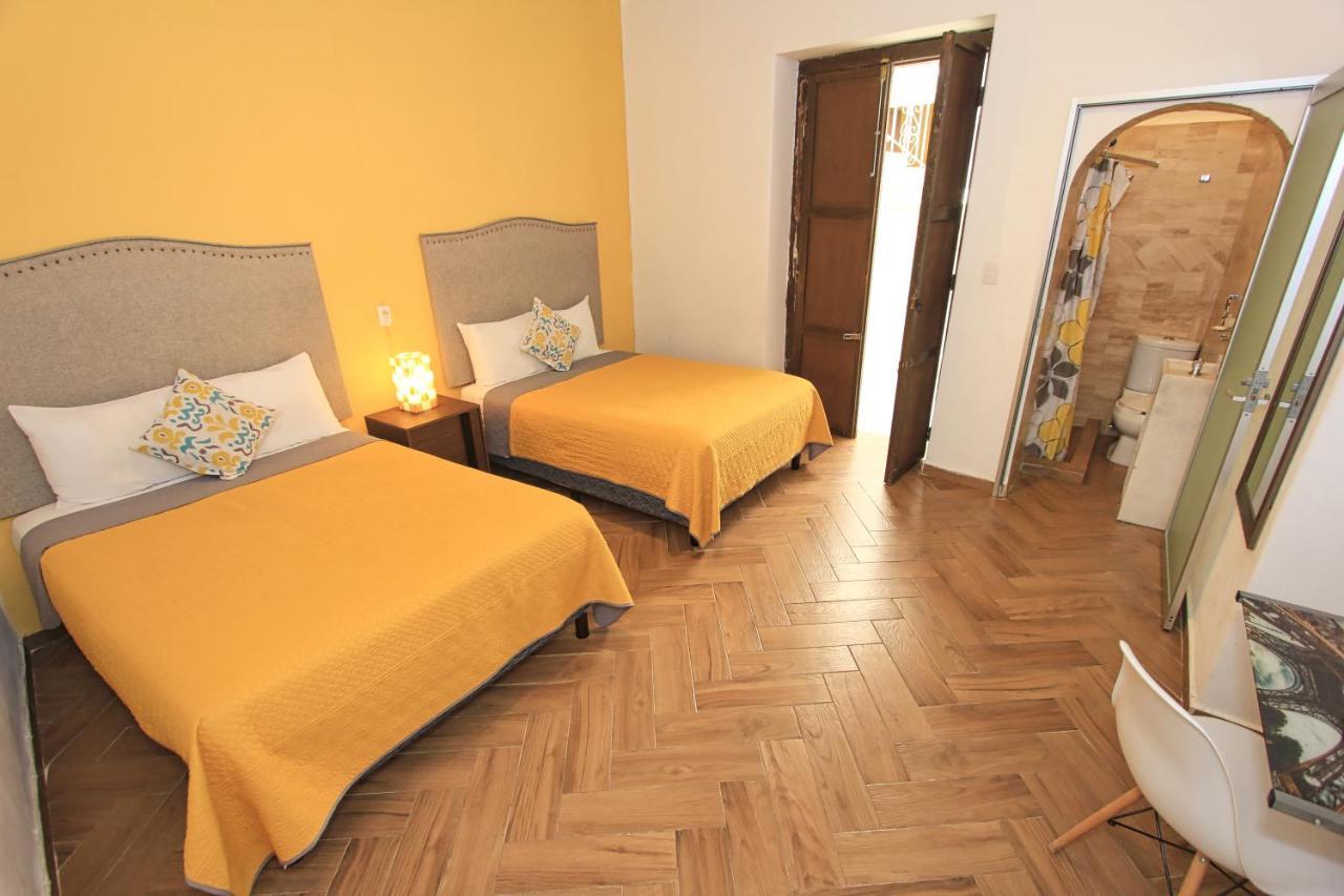 Hotel Universidad Гуанахуато Екстер'єр фото